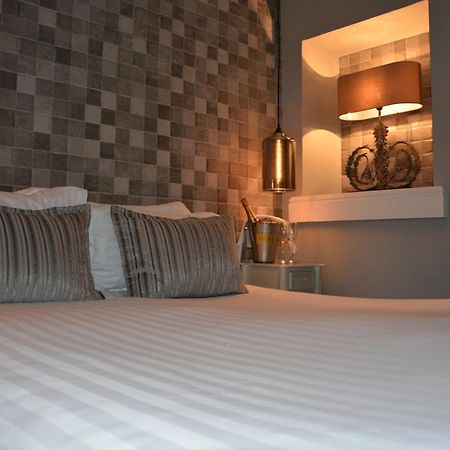 Lakes Hotel&Spa Bowness-on-Windermere Kamer foto A bedroom at the hotel