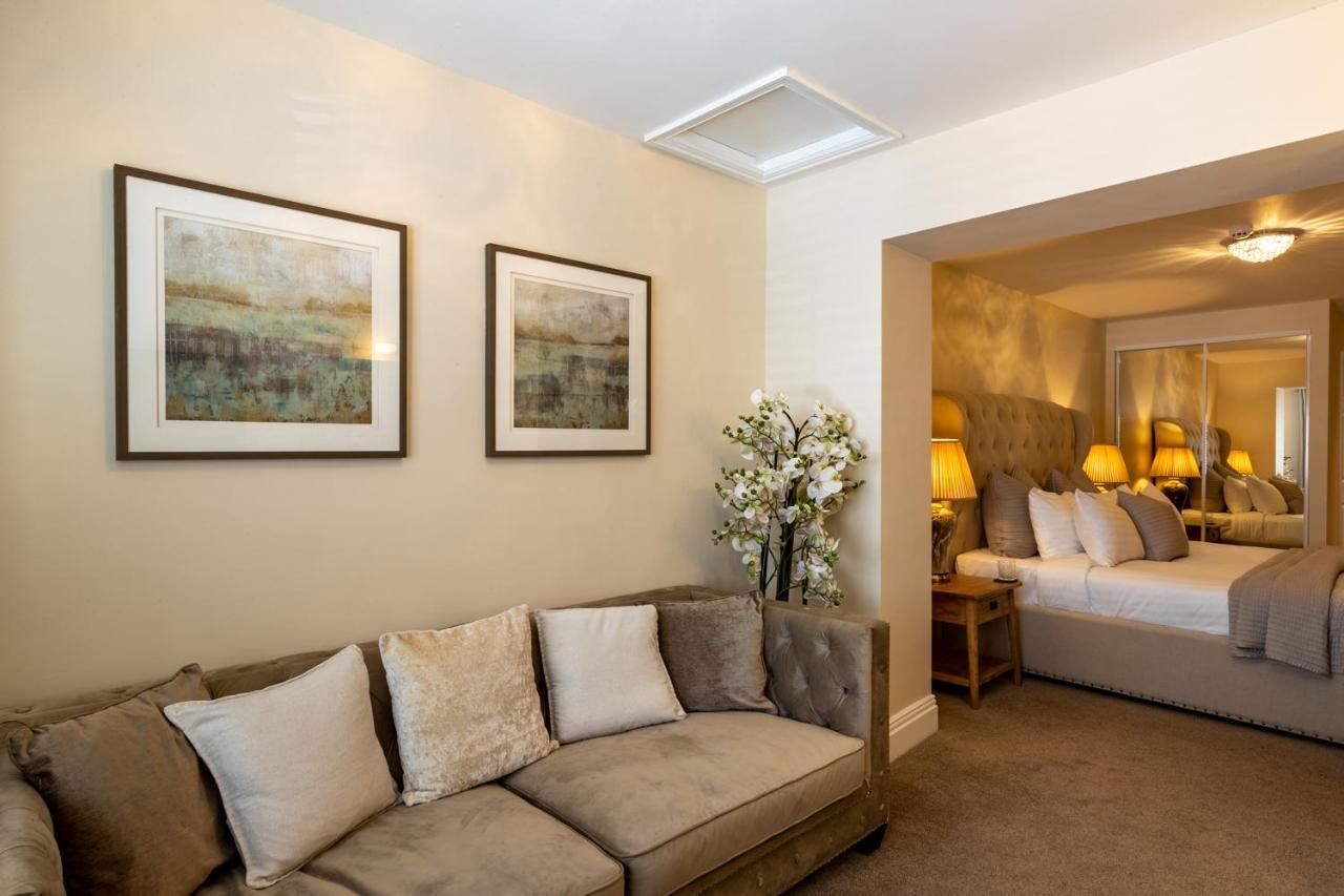 Lakes Hotel&Spa Bowness-on-Windermere Kamer foto A suite at the hotel