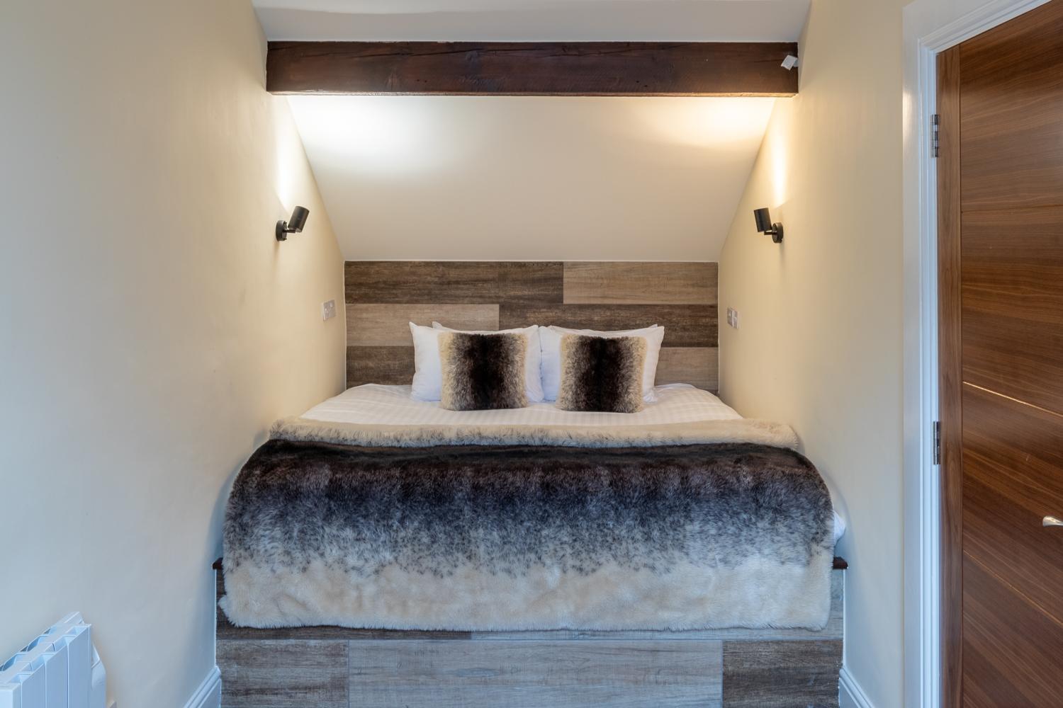 Lakes Hotel&Spa Bowness-on-Windermere Kamer foto A bedroom at The Old Mill