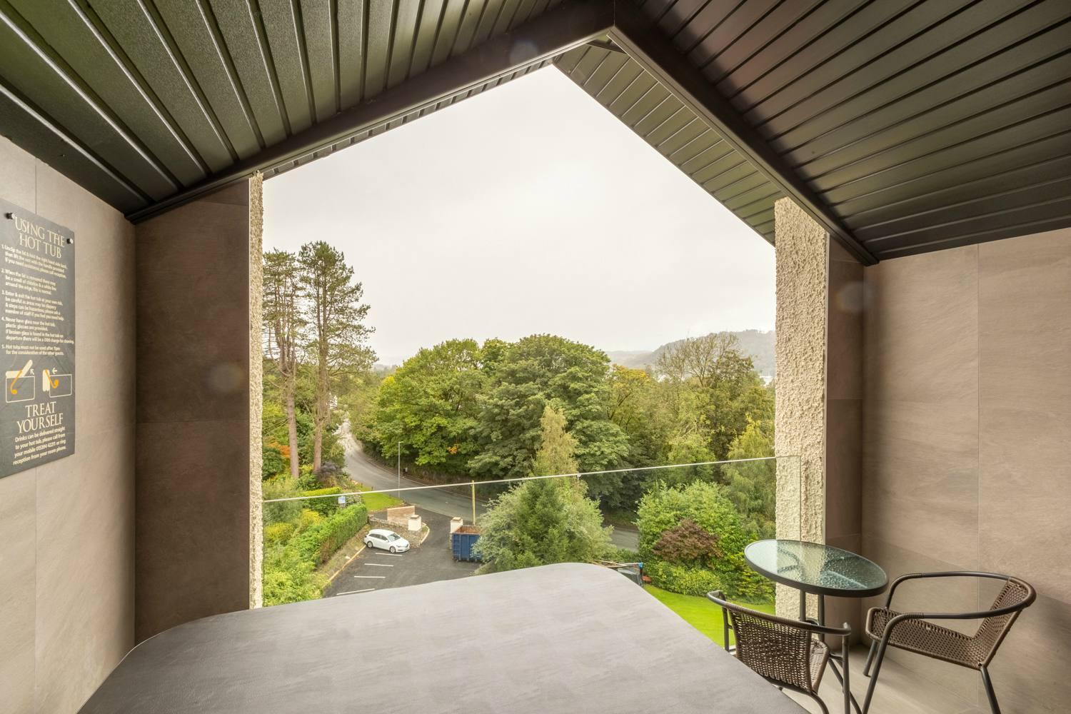 Lakes Hotel&Spa Bowness-on-Windermere Kamer foto The view from the balcony of a typical apartment